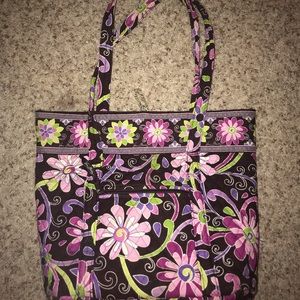Vera Bradley duffle bag with straps
